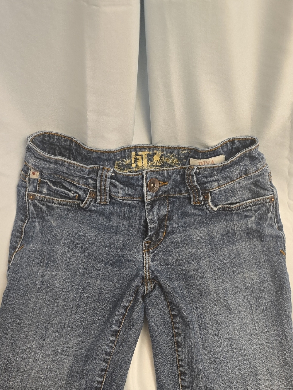 Women's Low-Rise !T Denim Jeans